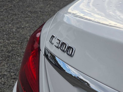 Used 2021 Mercedes-Benz C 300 Sedan image 13