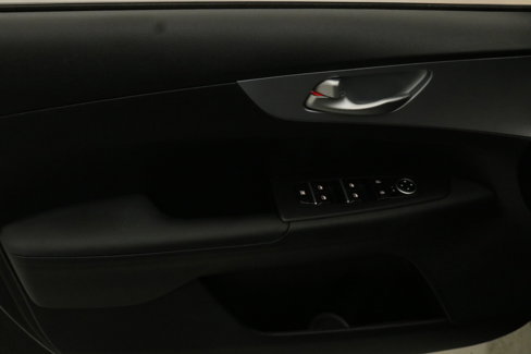 Used 2023 Kia Forte LXS image 20