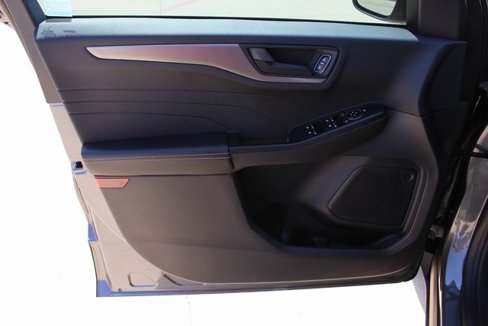 New 2025 Ford Escape Active image 6