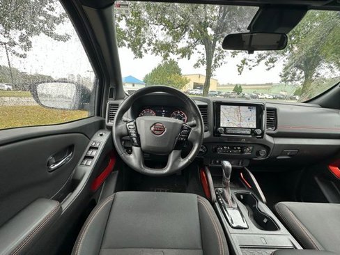 Used 2023 Nissan Frontier PRO-4X w/ Pro Convenience Package image 18