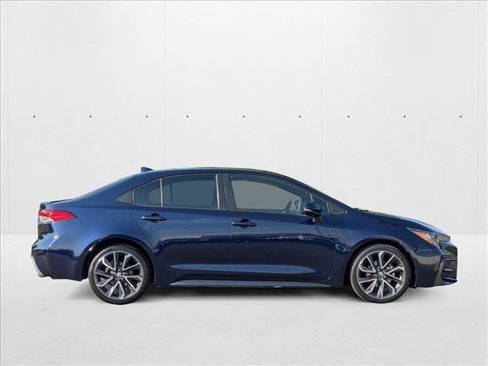 Used 2022 Toyota Corolla SE image 4