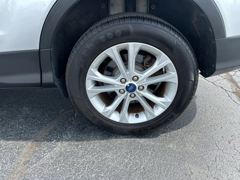 Used 2018 Ford Escape SE w/ SE Sync 3 Package image 14