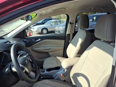 Used 2016 Ford Escape SE w/ Equipment Group 201A image 11