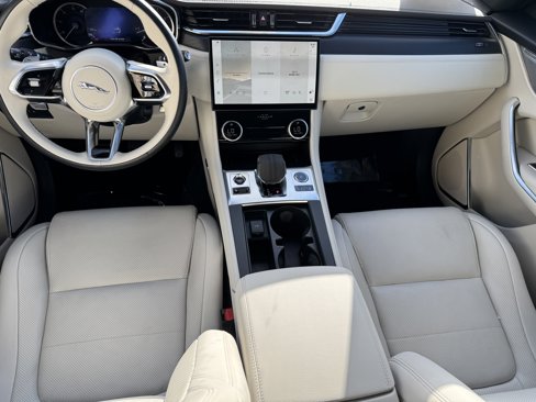 Used 2023 Jaguar F-PACE S image 15