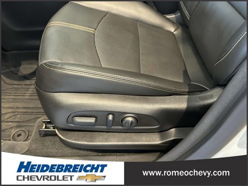 Used 2022 Chevrolet Equinox Premier image 20