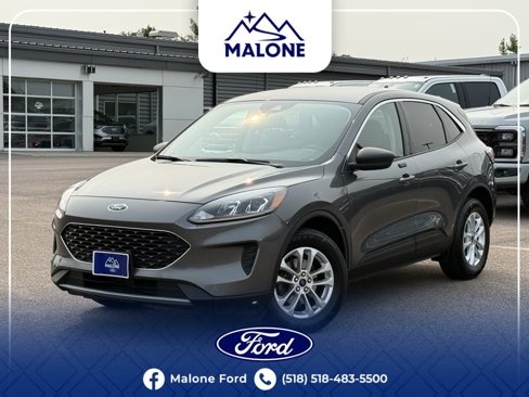 Certified 2022 Ford Escape SE w/ Cold Weather Package image 1