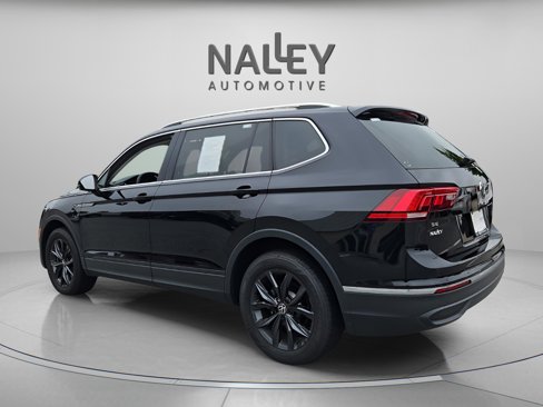 Used 2024 Volkswagen Tiguan SE image 3