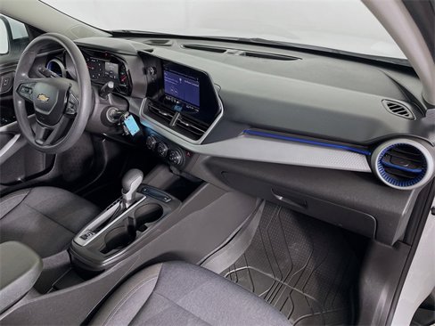 Certified 2024 Chevrolet Trax LS w/ LS Convenience Package image 30