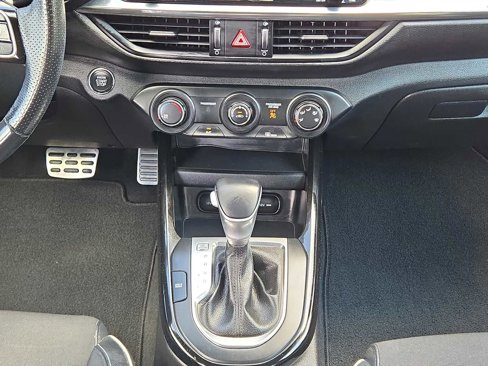 Used 2021 Kia Forte GT-Line image 14