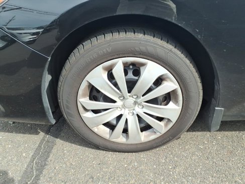 Used 2019 Subaru Impreza 2.0i image 12