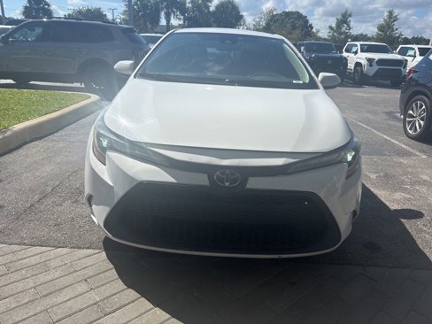 Used 2020 Toyota Corolla LE image 2