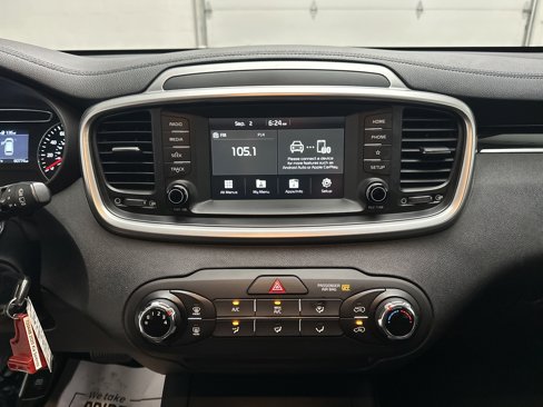 Used 2020 Kia Sorento LX image 27