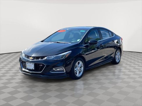 Used 2016 Chevrolet Cruze LT w/ Sun And Sound Package image 3