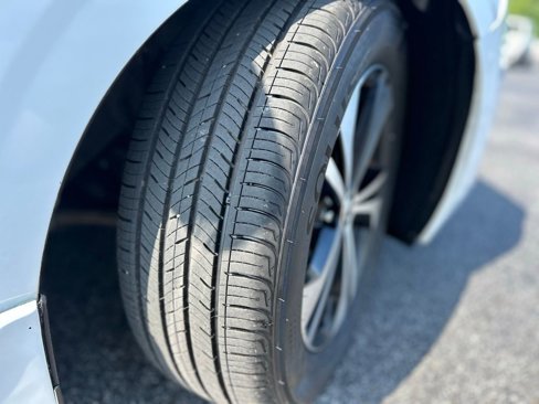 Used 2021 Nissan Sentra SV image 11