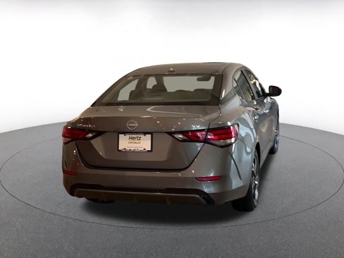 Used 2024 Nissan Sentra SV image 14