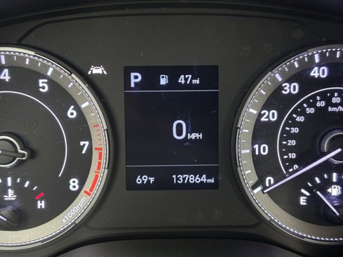 Used 2020 Hyundai Venue SEL image 4