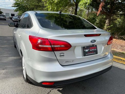 Used 2015 Ford Focus SE image 41