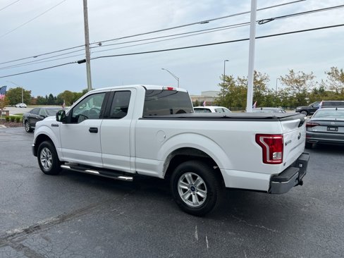 Used 2015 Ford F150 XLT image 3