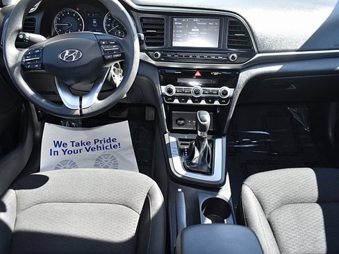 Used 2020 Hyundai Elantra SEL image 24