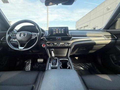 Used 2019 Honda Accord Sport image 15