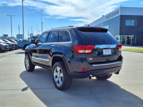 Used 2013 Jeep Grand Cherokee Overland w/ Advance Technology Group image 3