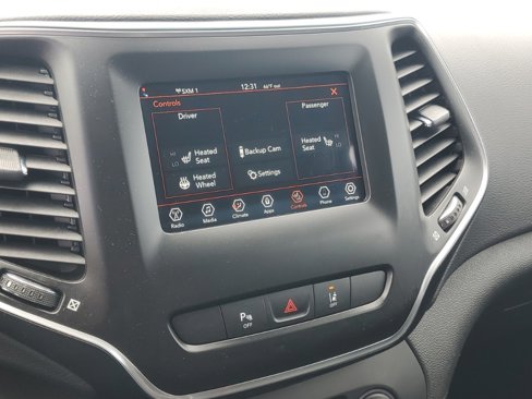 Used 2021 Jeep Cherokee Latitude Plus image 22