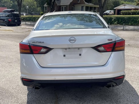 Used 2024 Nissan Altima 2.5 SR image 4