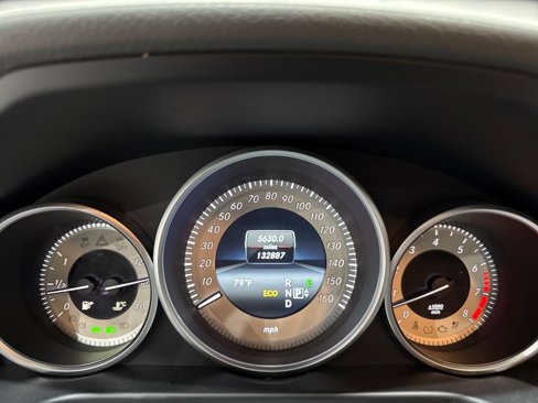 Used 2014 Mercedes-Benz E 350 Sedan image 32