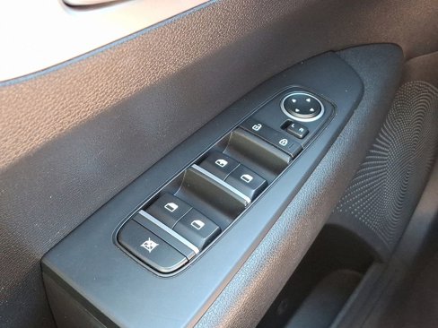 Used 2023 Kia Forte LXS image 26