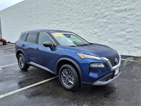 Used 2023 Nissan Rogue S image 5