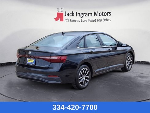 New 2025 Volkswagen Jetta SE image 5