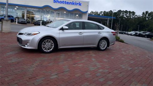 Used 2013 Toyota Avalon XLE Premium image 6