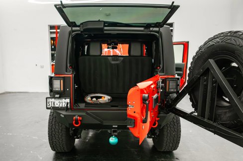 Used 2018 Jeep Wrangler Rubicon w/ Cold Weather Group image 43