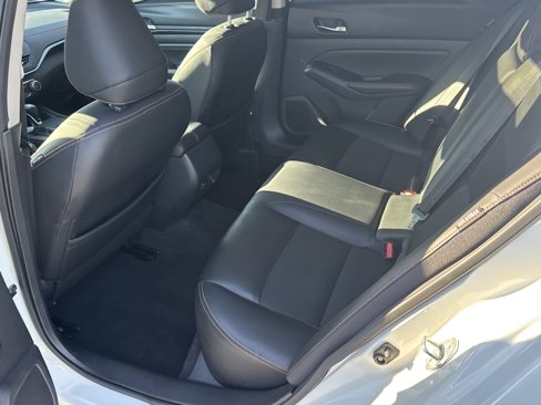 Used 2019 Nissan Altima 2.5 SR w/ SR Premium Package image 24