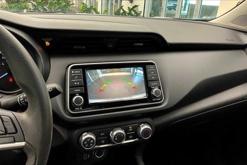 Used 2021 Nissan Kicks S image 26