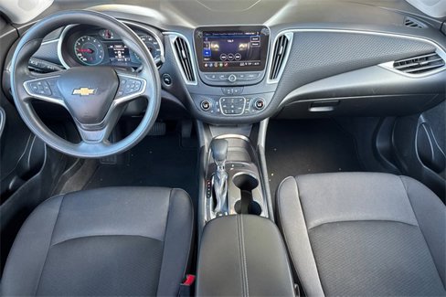Used 2022 Chevrolet Malibu LT image 15