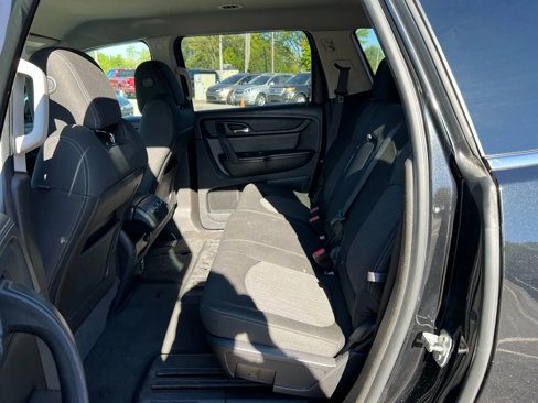 Used 2016 Chevrolet Traverse LT w/ LPO, 'HIT The Road' Package image 23