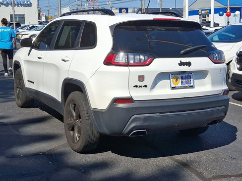 Used 2019 Jeep Cherokee Latitude Plus image 3