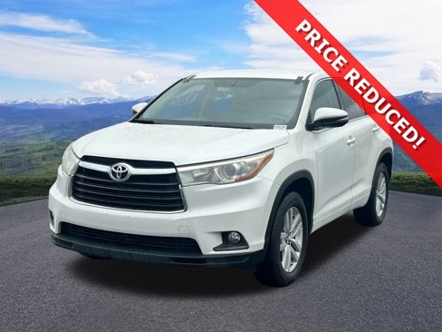 Used 2016 Toyota Highlander LE image 1