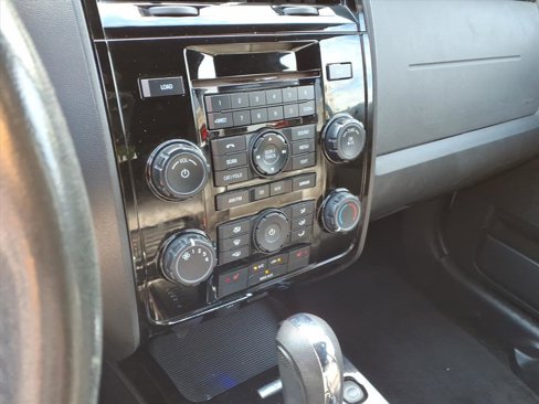 Used 2011 Ford Escape Limited image 16