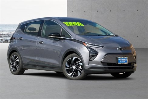 Used 2022 Chevrolet Bolt LT w/ Infotainment Package image 1