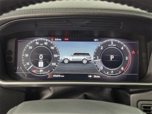 Used 2018 Land Rover Range Rover HSE image 25