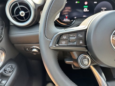 New 2024 Alfa Romeo Tonale Veloce image 40