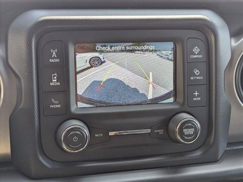 Used 2018 Jeep Wrangler Unlimited Sport S image 13