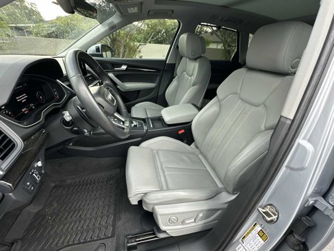Used 2018 Audi Q5 Prestige w/ Prestige Package image 15