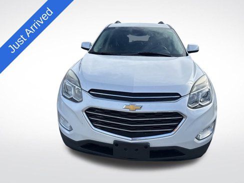 Used 2017 Chevrolet Equinox LT w/ Convenience Package image 2