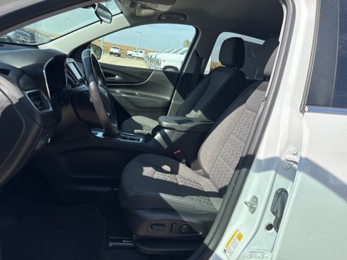 Used 2022 Chevrolet Equinox LT image 9