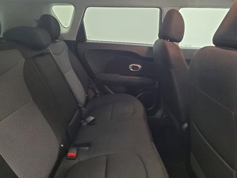 Used 2018 Kia Soul + image 19
