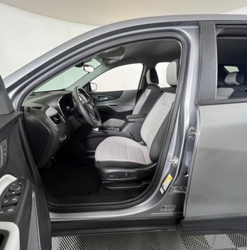 Used 2024 Chevrolet Equinox LS w/ LS Convenience Package image 9
