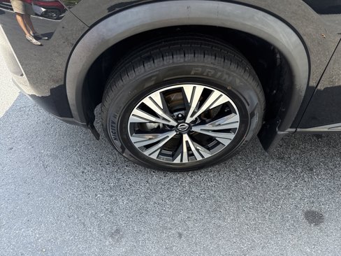 Used 2021 Nissan Rogue SV image 20